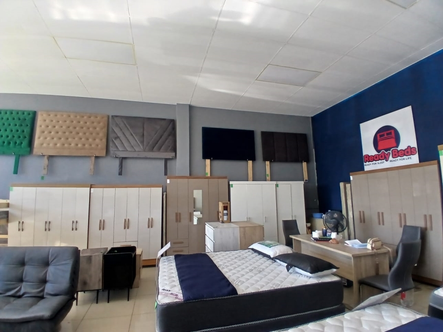 To Let Commercial Property for Rent in Lower Bo-dorp North West